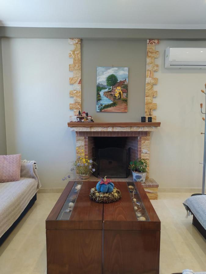 Just Constructed! Villa Gastuni Eksteriør billede